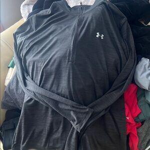 Under Armour Gray Long Sleeve Pullover-size xl